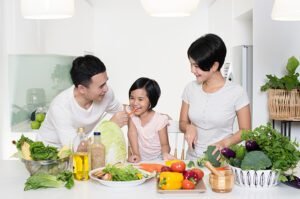 8-Cara-Supaya-Anak-Mau-Makan-Sayur-opinidokter Artikel Kesehatan Lengkap & Akurat